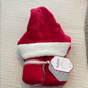PB Baby Hooded Bath Wrap NWT